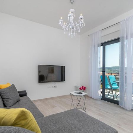Apartman Pjer 特罗吉尔 外观 照片